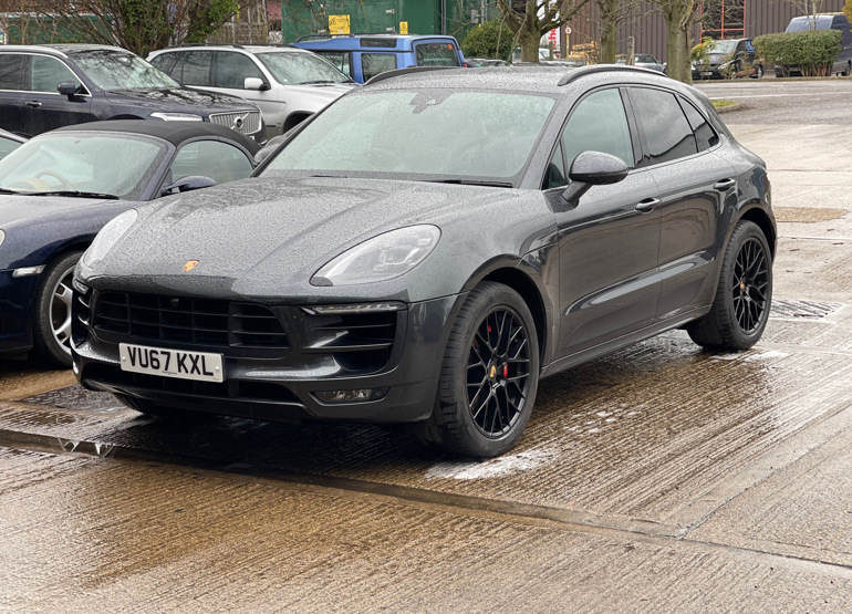 Porsche Macan GTS Service